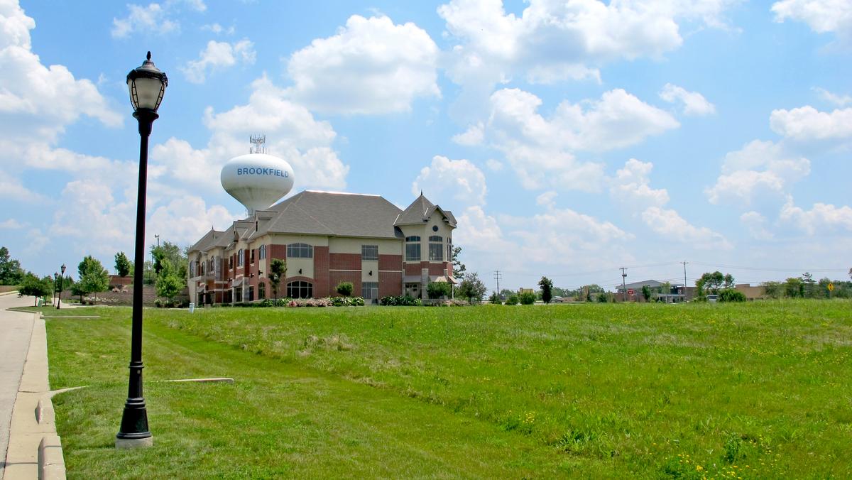 Brookfield eyes new zoning to lure more retail, housing to Capitol