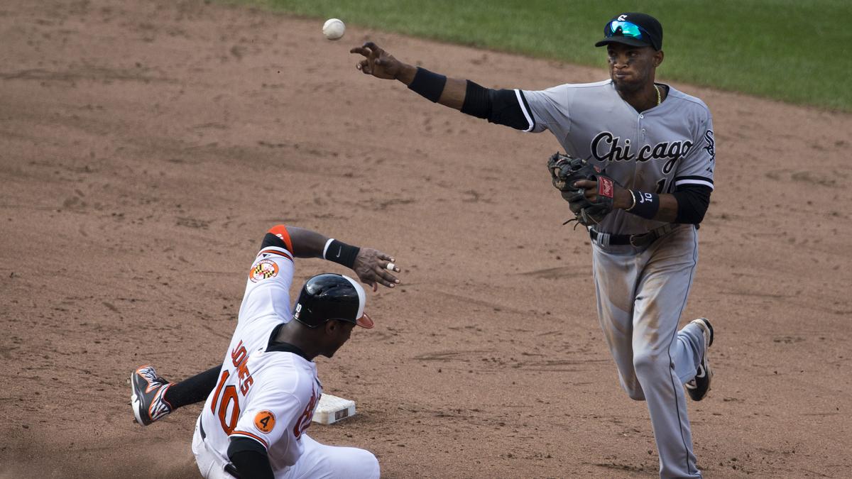 white-sox-attendance-lags-along-with-record-despite-exciting-offseason