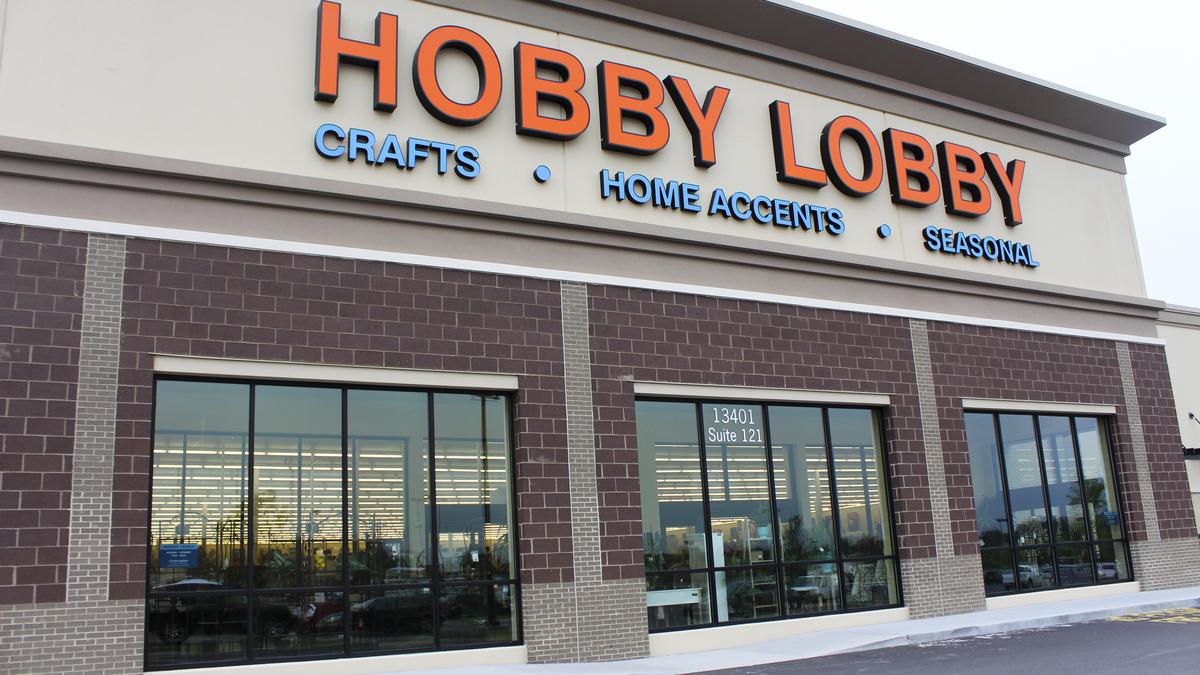 Hobby Lobby leases vacant Rainbow stores Minneapolis / St. Paul