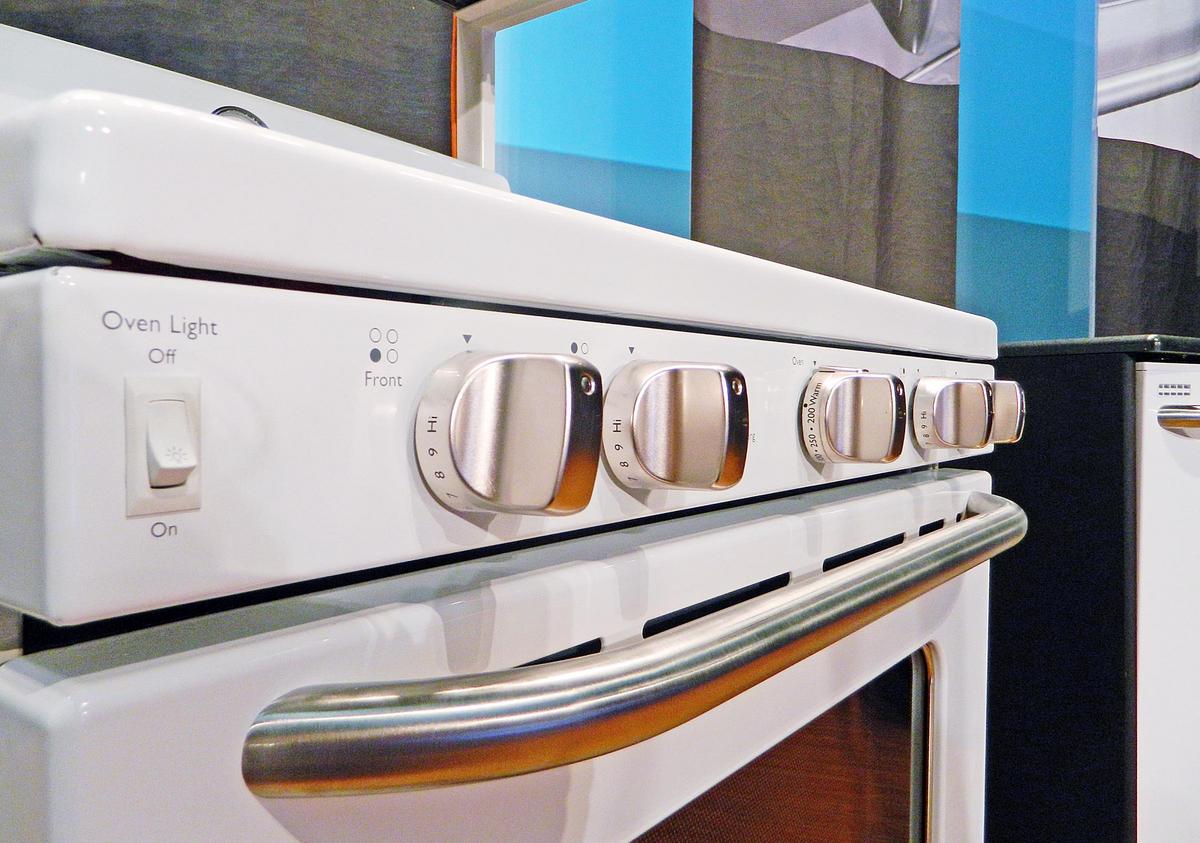 GE shows off new Artistry line of retrostyled appliances Louisville