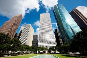 A new report finds Houston a top spot for twentysomethings.