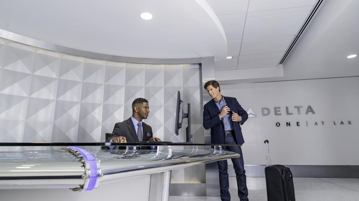 Delta debuts new Terminal 5 at Los Angeles International Airport