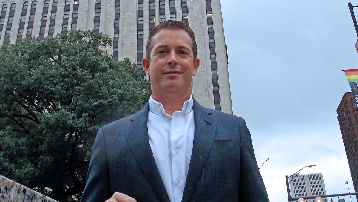 Kaufman Development buys tower section of LeVeque skyscraper in