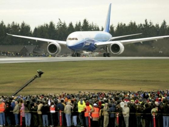 first-787-dreamliner*1200xx555