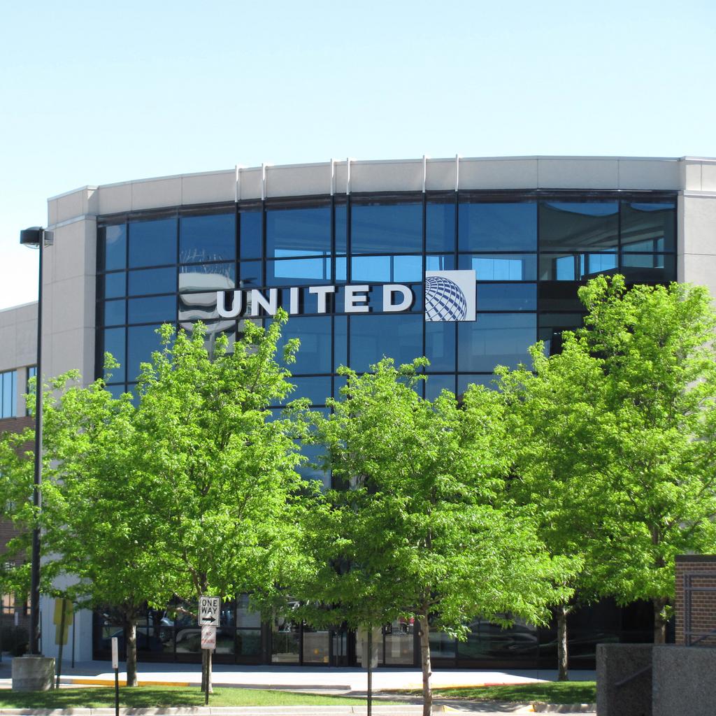 United Expands World's Largest Flight Training Center with Huge