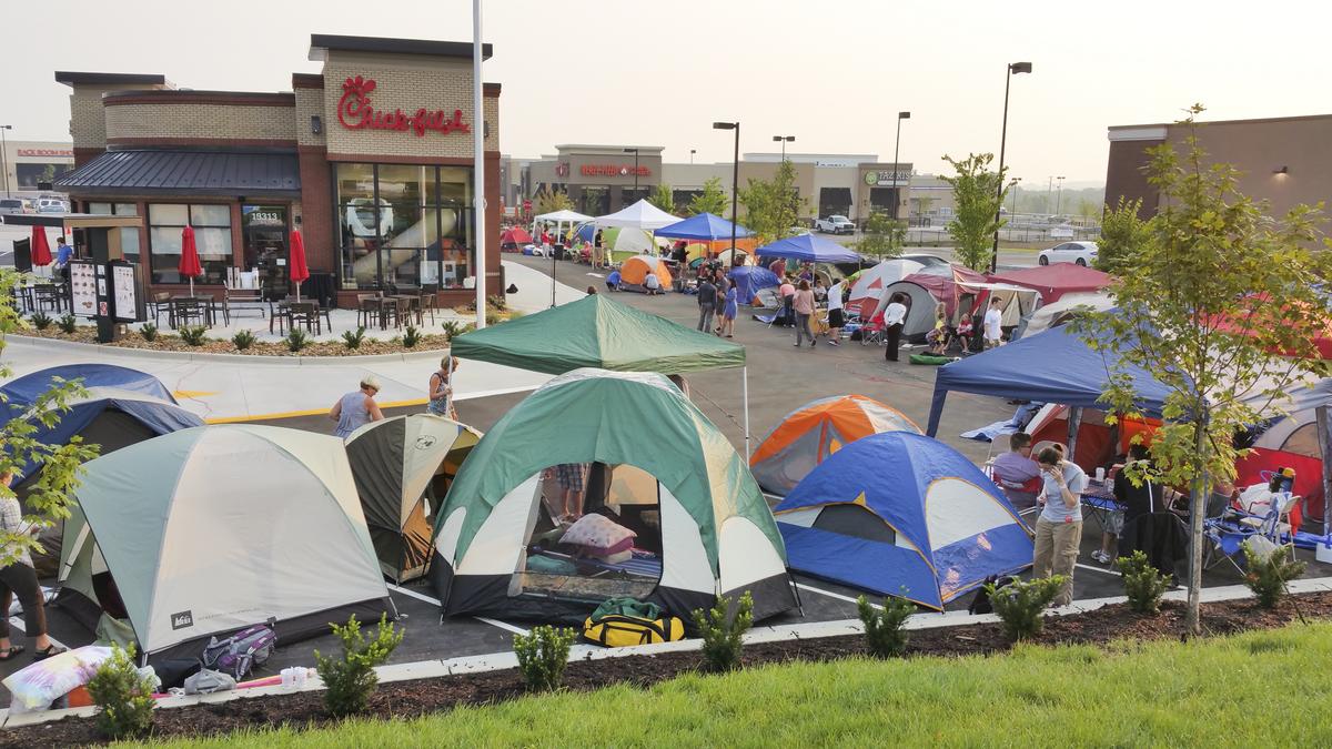 Liquor Barn, ChickfilA, Yang Kee Noodle, Blaze FastFire'd Pizza and