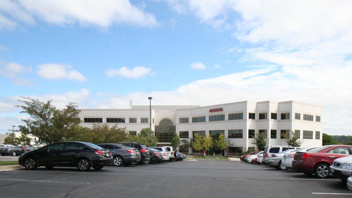 Lone Star Funds buys 3 Cincinnati office buildings for 25M