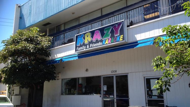 Sweet Home Aunty Eatery To Open In Former Krazy Karaoke Honolulu Krazy Karaoke S Former E In Honolulu Will Be Filled With A Sweet Home Aunty Restaurant