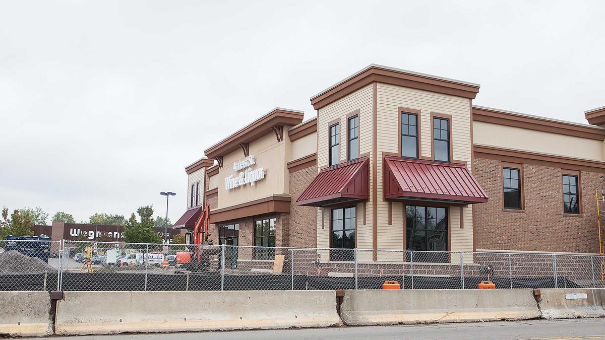 Beer, wine and a sub may soon be coming to Wegmans' Buffalo store