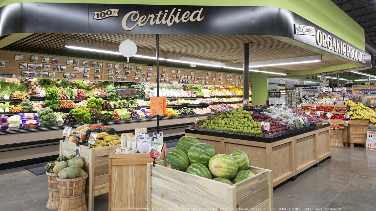 sprouts-farmers-market-natural-grocers-open-on-each-other-s-home-turf