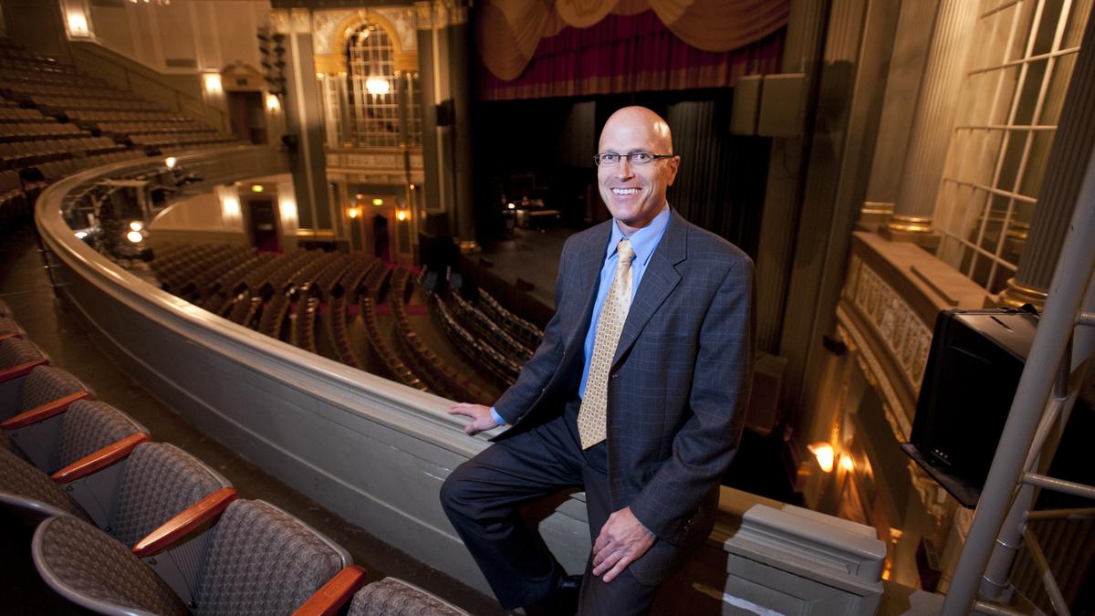Kentucky Opera director David Roth dies in car accident - Louisville