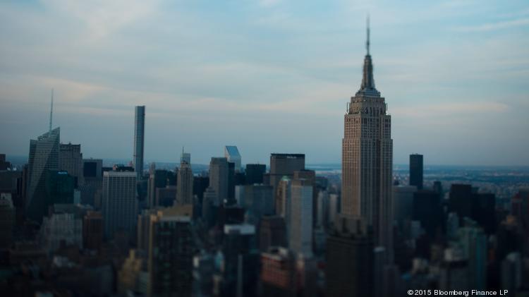 Linkedin Expands N Y C Empire State Offices New York