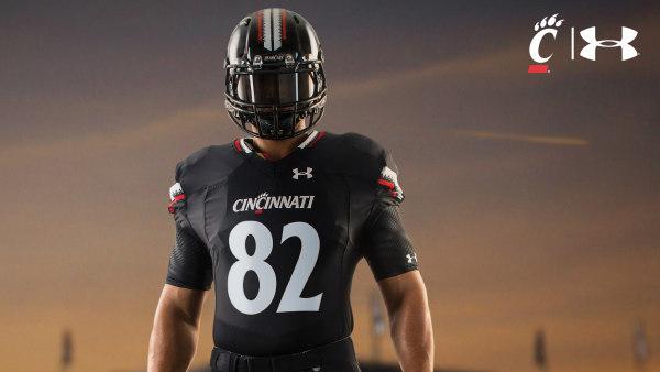 Cincinnati Football on X: The #Bearcats offense breaking in the new  #Nippert2015 @UAFootball homecoming uniforms at practice today!   / X