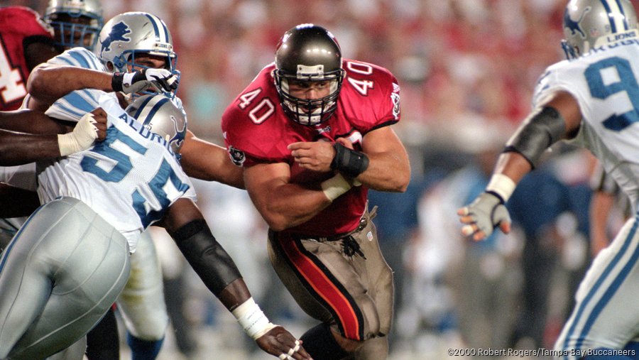 Mike Alstott to be inducted into Bucs Ring of Honor