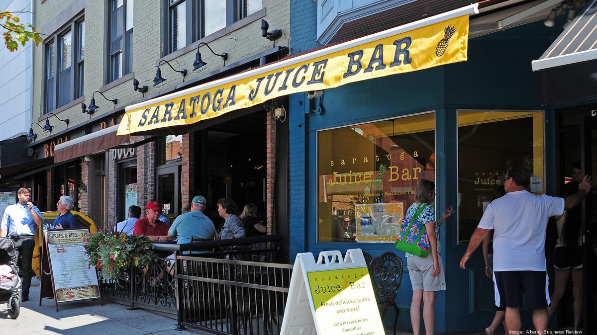 Saratoga Juice Bar owners look to a nationallyknown brand