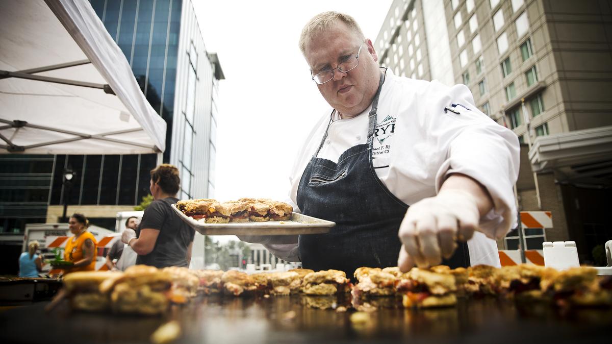 Grilled cheese contest melts hearts at the Downtown Raleigh Farmers