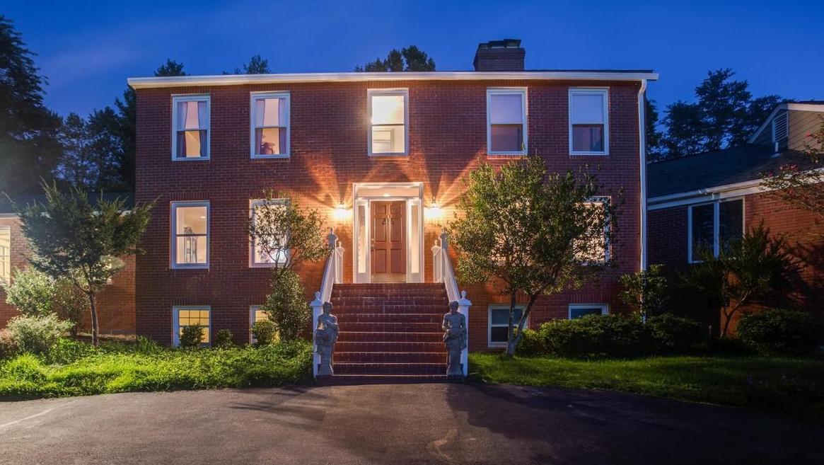 Former Vice President Dan Quayle's McLean home to be sold at auction