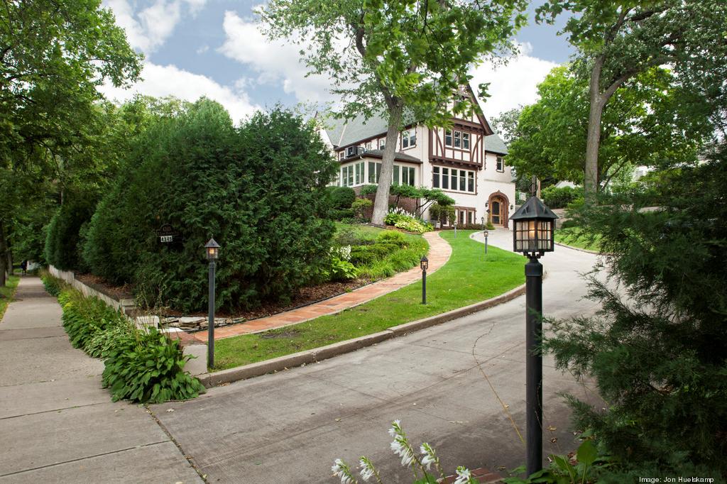 Minneapolis/St. Paul Luxury Real Estate for Sale 4345 E Lake Harriet