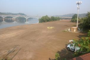 Riverfront47