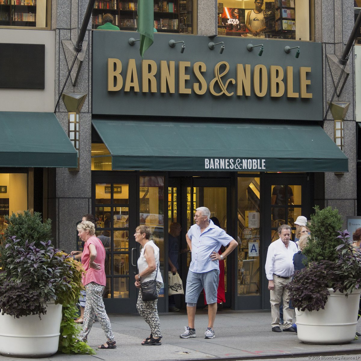 Local bookstore owner prepared for new Barnes & Noble location opening in  town - WUFT News