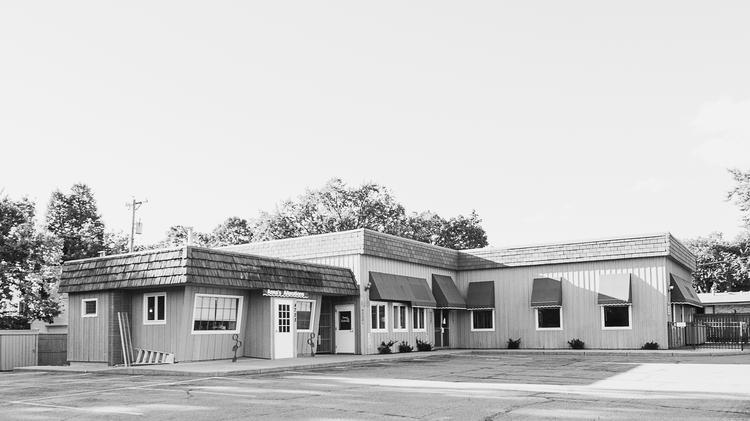 Eric And Vanessa Carrara Plan Ie Italian Restaurant In South Eric And Vanessa Carrara Are Building A New Italian Restaurant In Cedar Avenue Strip Mall