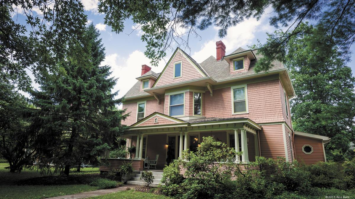 Historic homes impact tourism in La Grange, Kentucky Louisville