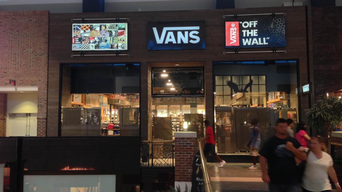 town center mall vans