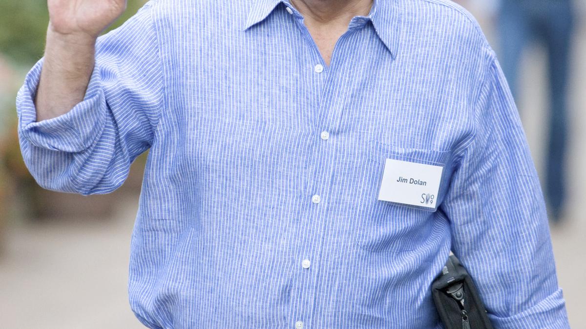 Cablevision promotes a couple Dolan family members into top executive