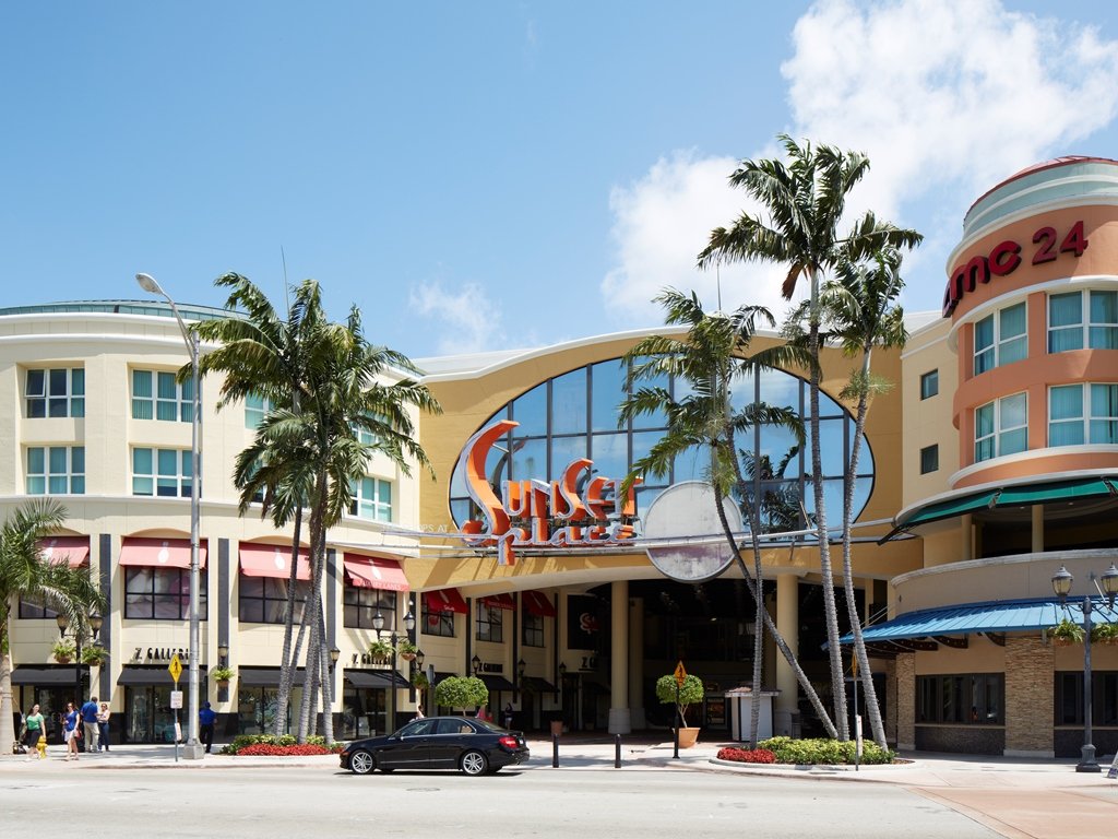 Simon Property buys VF Outlet at Sawgrass Mills - South Florida