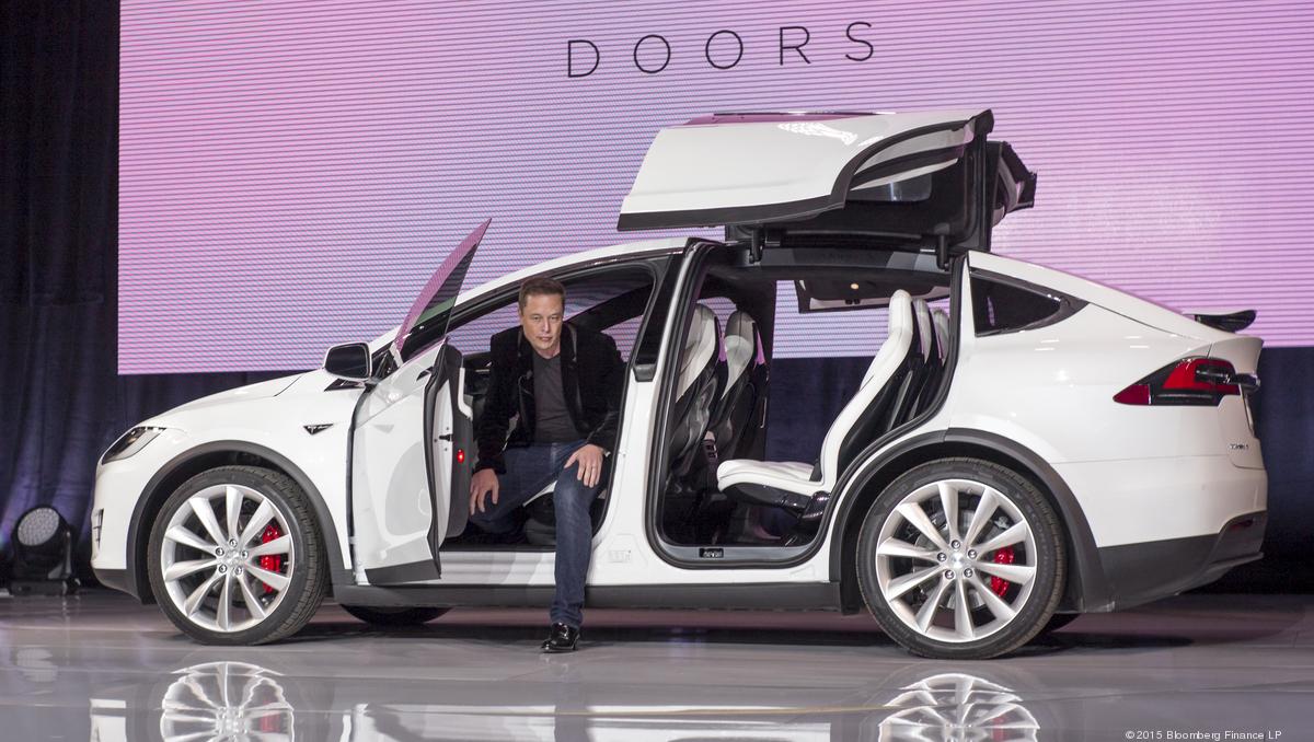 Bouwen op Kust Bijna dood Up to $35k in government incentives available to buyers of $100,000 Tesla  Model X SUVs - Silicon Valley Business Journal