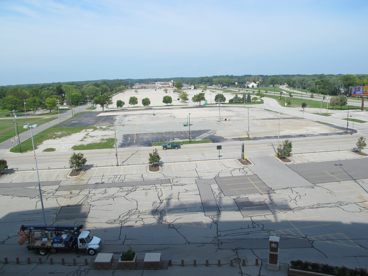 Touring the Lambeau Field construction 