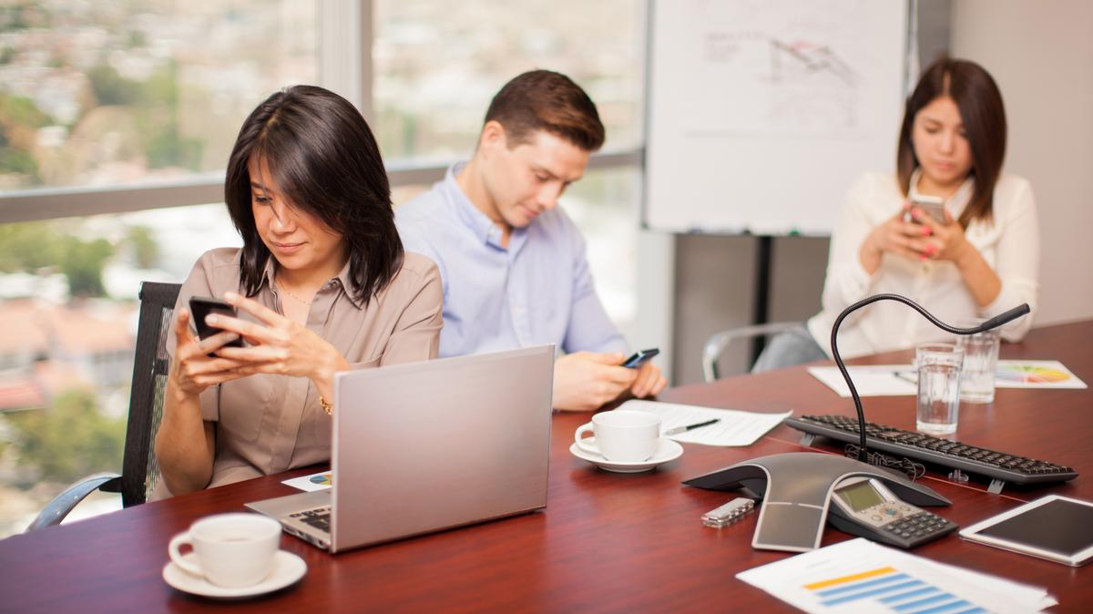 who-gets-the-most-distracted-at-work-when-computers-get-slow-denver