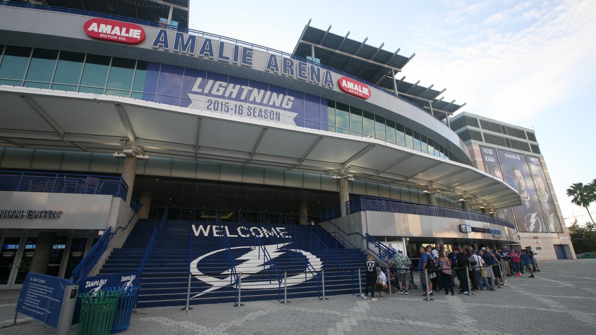 Tampa Bay Lightning on X: RT @ShopTBSports: Our Sidewalk Sale is a go!  Come see us at @AmalieArena till 6pm.  / X