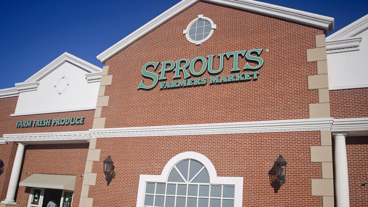 Former GNC Holdings CEO Joseph Fortunato chairing board of Sprouts