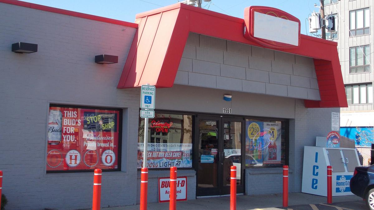 Old GetGo store on North High Street now a Stop & Shop Columbus