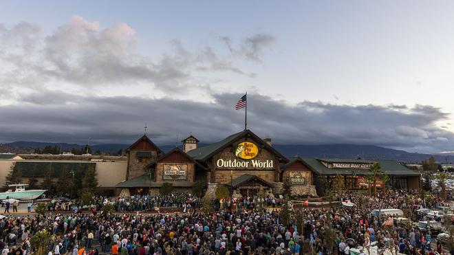 Bass Pro: San Jose's newest sporting-goods store is bigger than life –  Silicon Valley