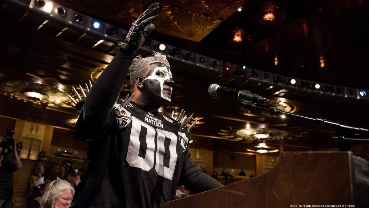 Oakland Mayor Says No Public Money for Raiders Stadium