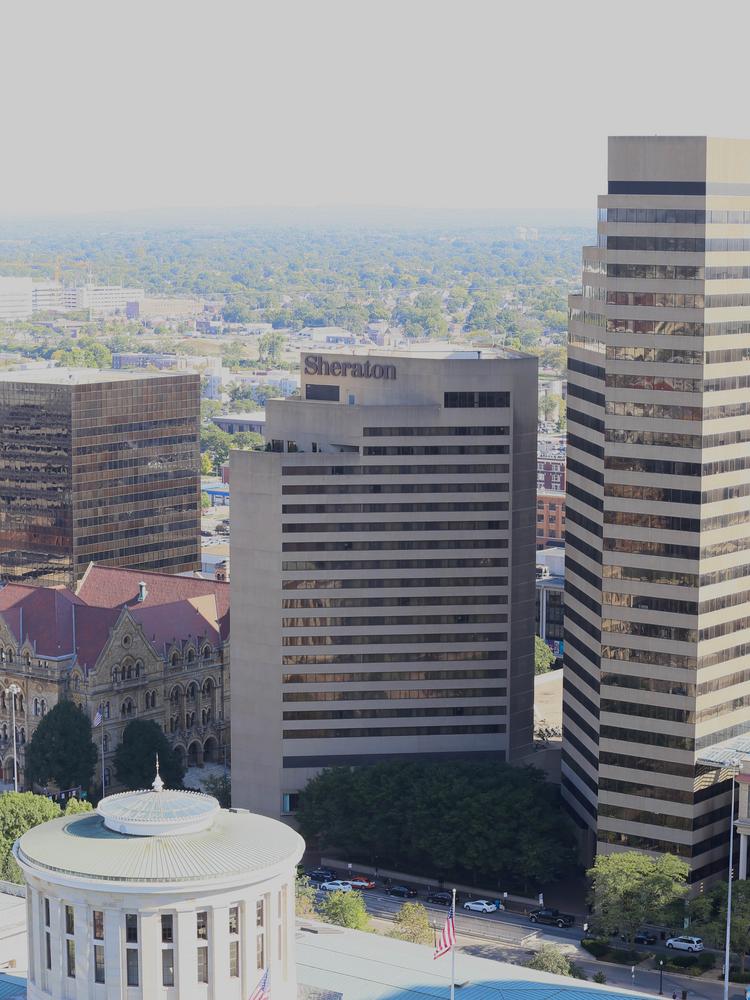 Pair Of Downtown Columbus Hotels Sold To Out State Er The Sheraton Columbus Hotel On Capitol Square