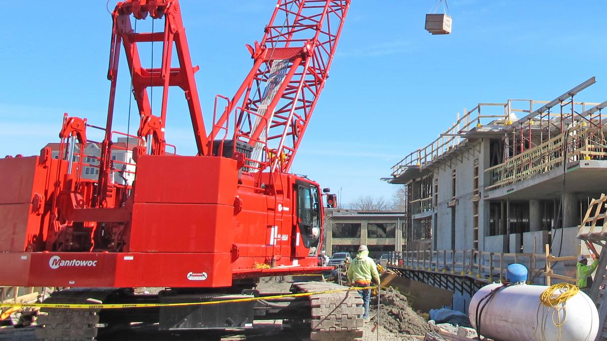 Manitowoc Cranes to lay off 80 in Port Washington closure Milwaukee Milwaukee Business Journal