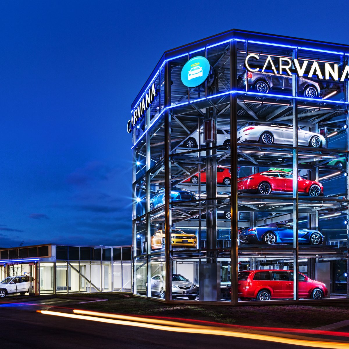 Carvana s car vending machine would be unique grab for Orlando