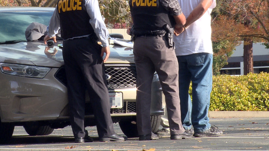 Unlicensed contractor seeks work from Contractors State License Board