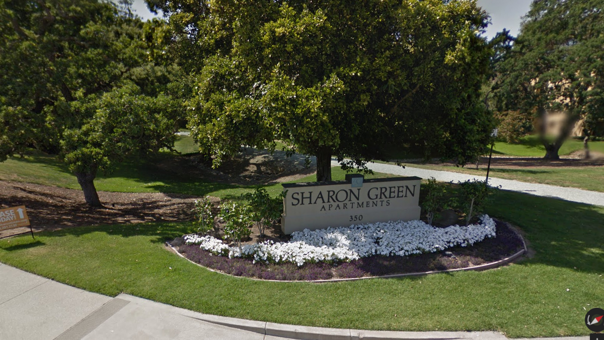 Essex sells Sharon Green Apartments to Deutsche for record price