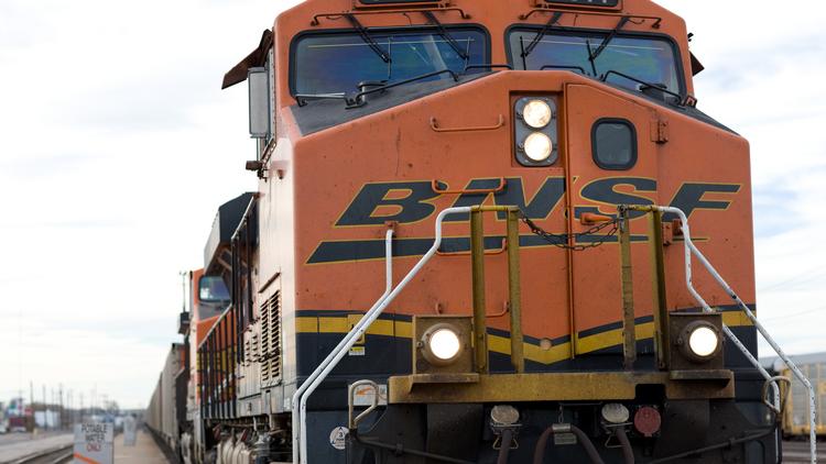 Northeast Minneapolis neighbors surprised, angered by BNSF's rail