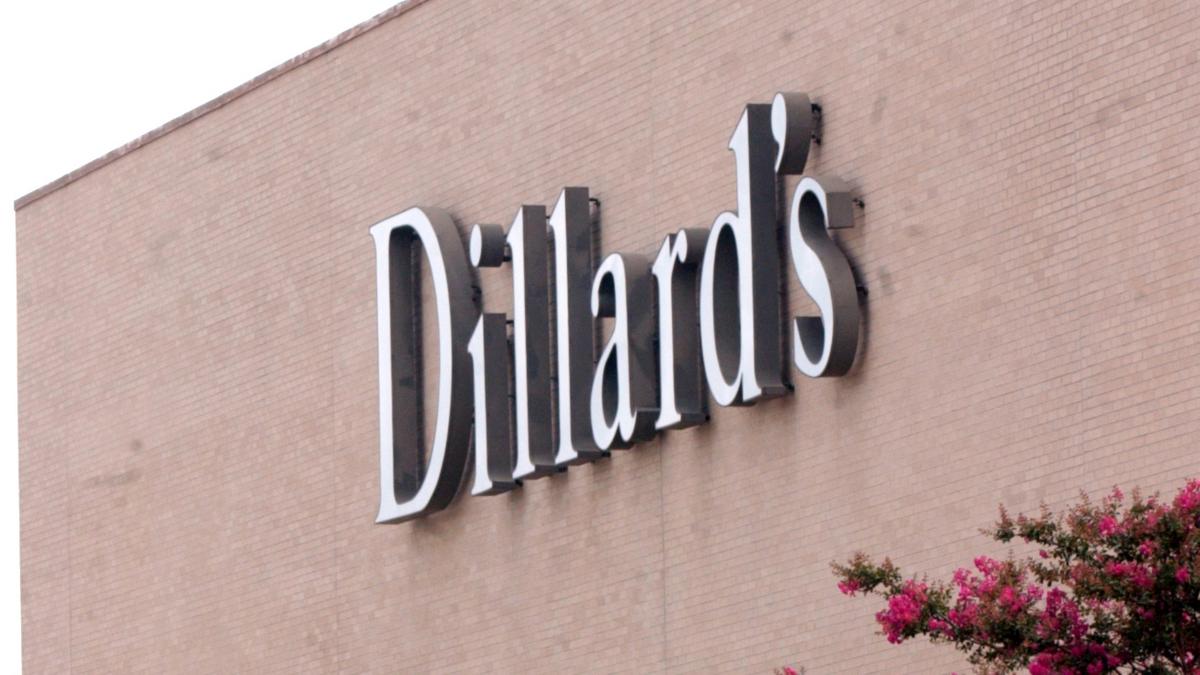 Orlando Fashion Square Dillard’s to shrink, clearance store