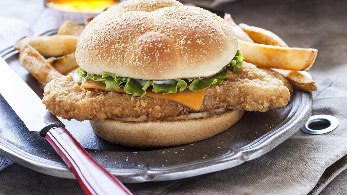 Bojangles' expects customers will reel in new fish sandwich Charlotte