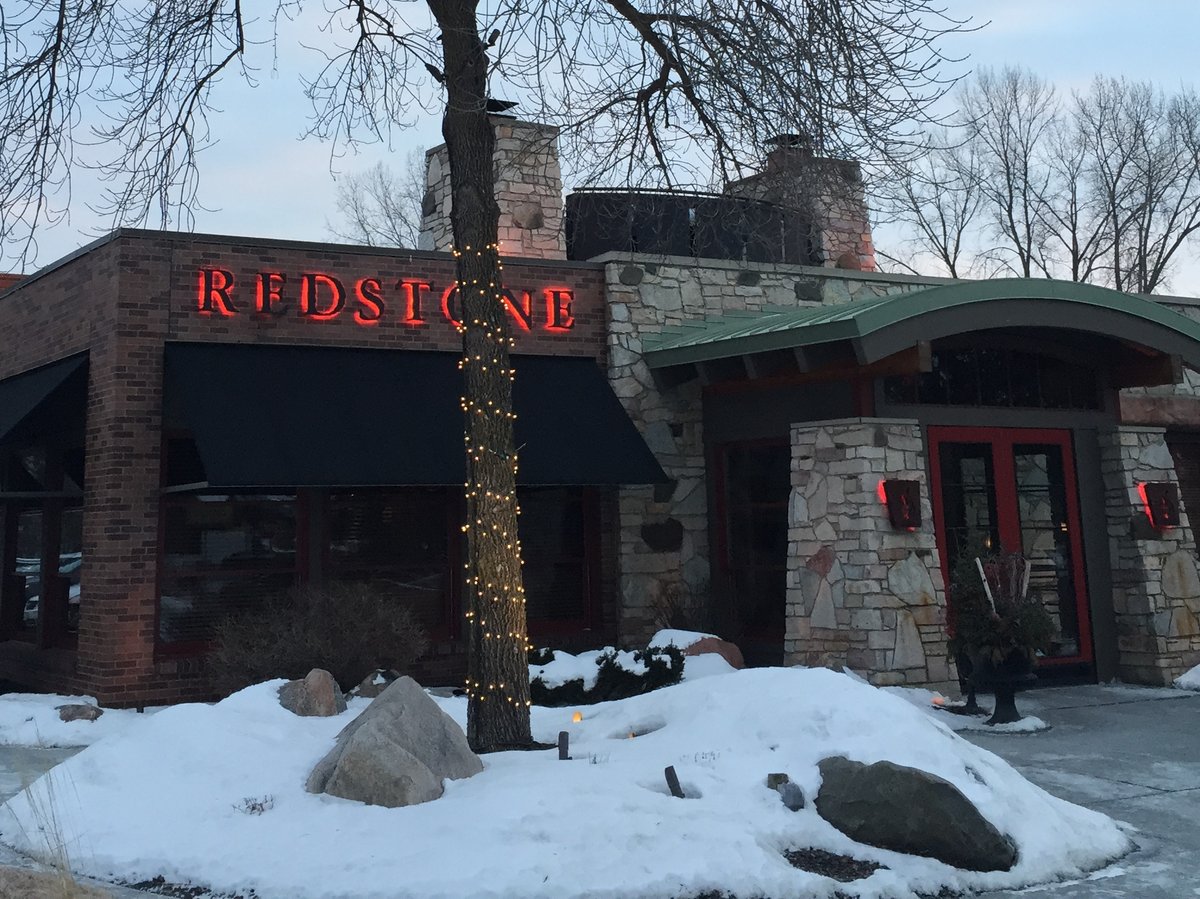Redstone wants to open a Minnetonka sports bar, but landlord says not so  fast