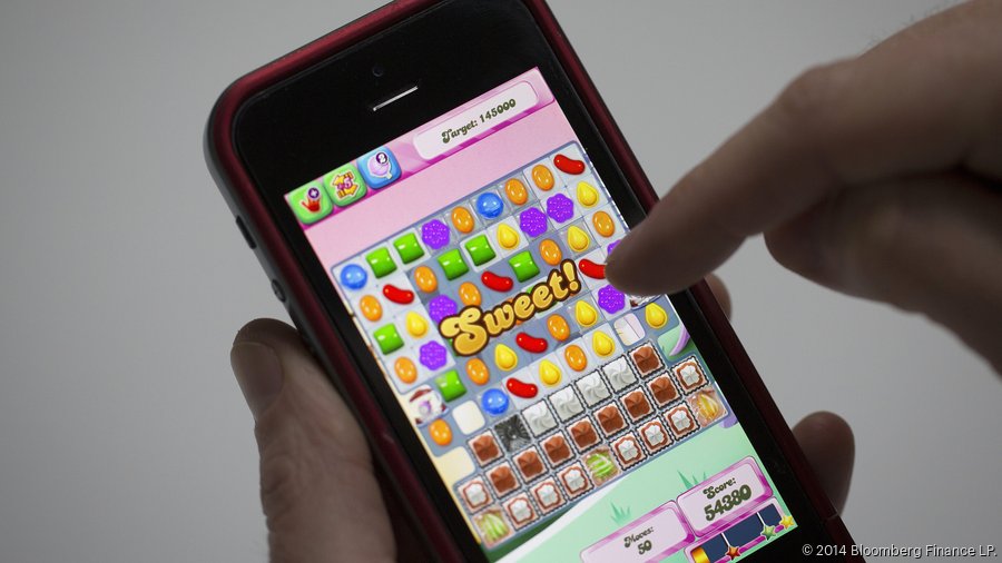 Sweet! After a year, 'Candy Crush' is still king of mobile