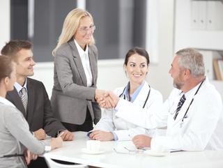 5 traits to look for in a health insurance advisor