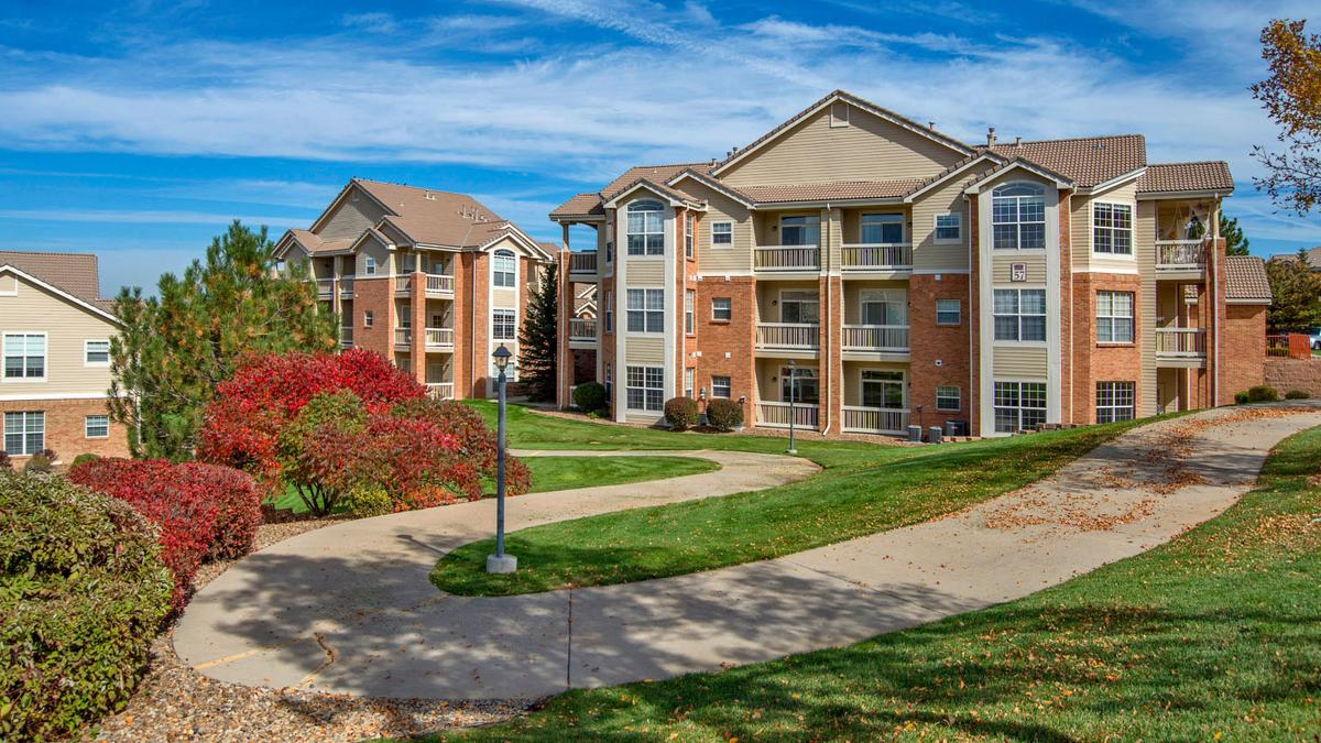 Multifamily buys top 2015 commercial market in Denver area Denver