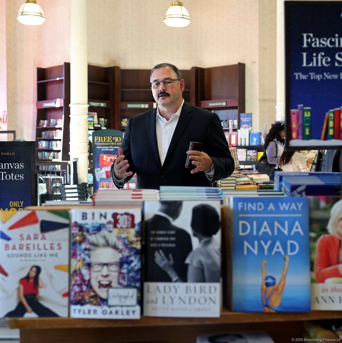 Ex Barnes Noble CEO Ron Boire bags 4.8M to exit New York